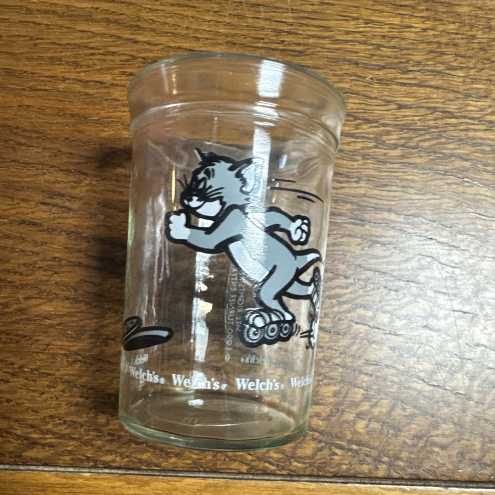Vintage Welch's Tom and Jerry Jelly Jar Glass 1990 Tom On Roller Skates Jelly
